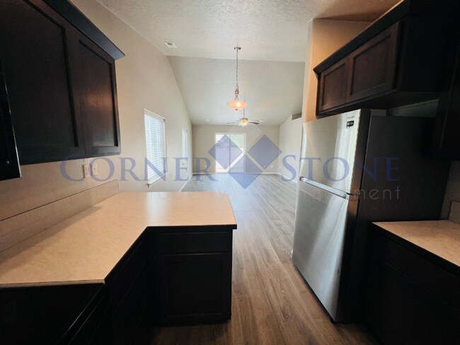 Building Photo - Great Home on Corner Lot!