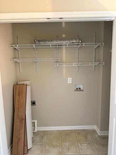 Building Photo - 2028 Shaylin Loop