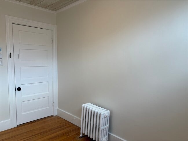 Building Photo - 57 Coburn Ave