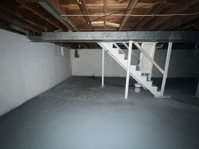 Building Photo - Cozy 3 Bed, 1 Bath Home!