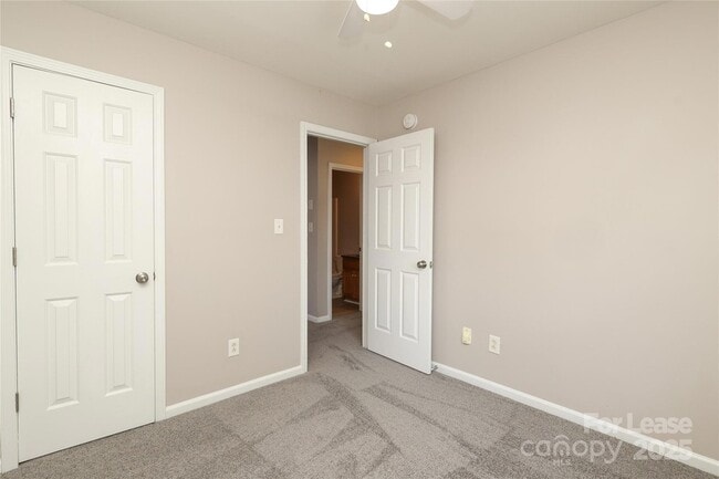 Building Photo - 4112 Chatterleigh Dr