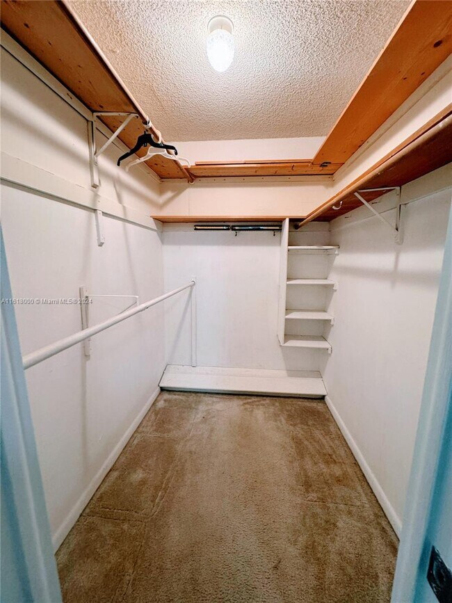 Building Photo - 8100 Sunrise Lakes Blvd