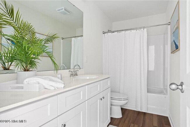 Building Photo - 3095 Day Dream Ln