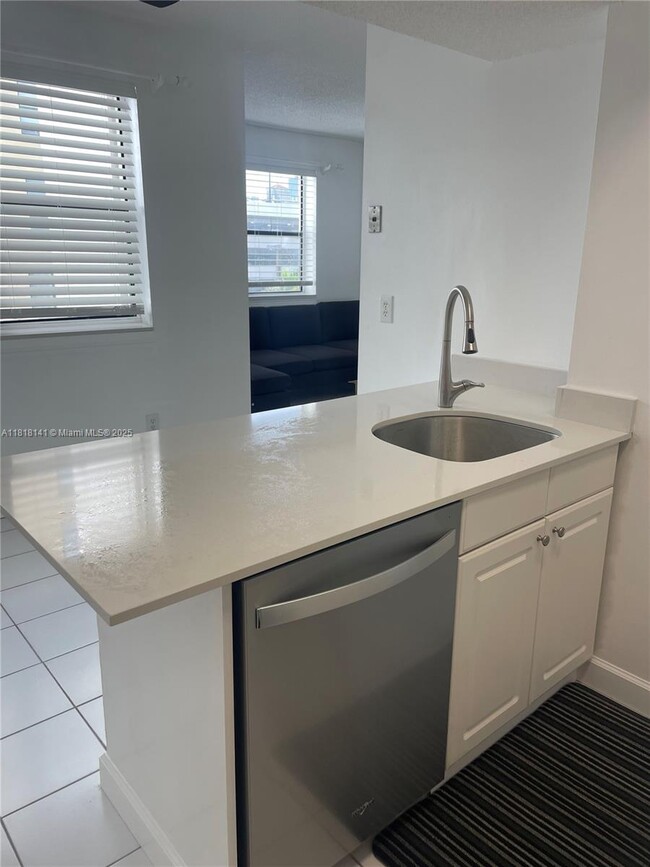 Building Photo - 1390 Ocean Dr