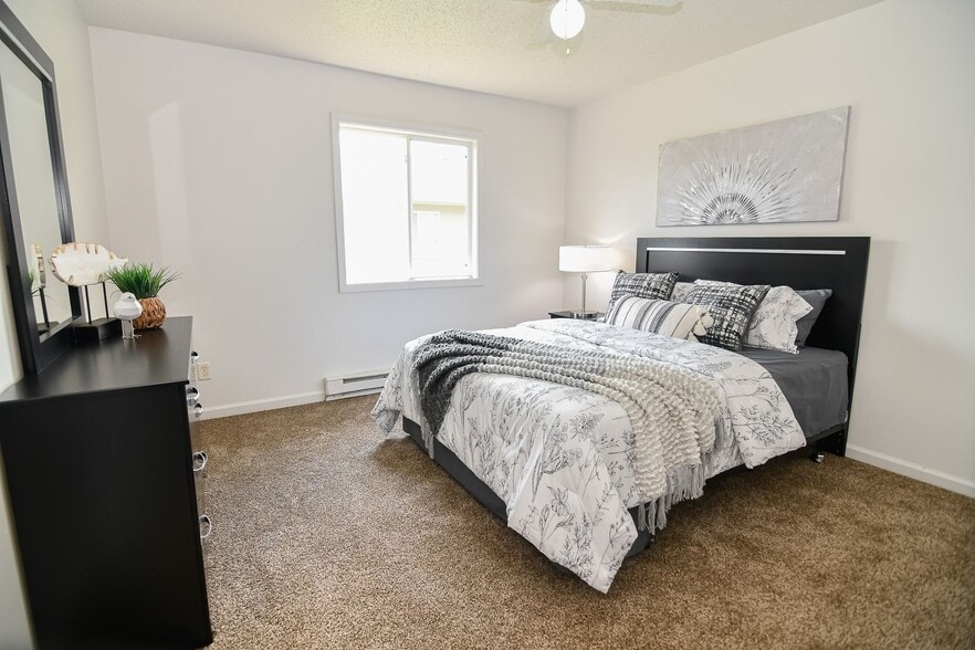 Interior Photo - Villas at Deerwood