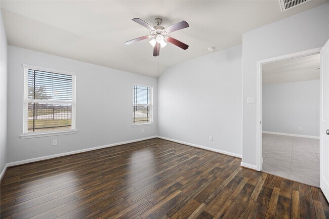 Building Photo - 18223 Mulberry Spring Cir