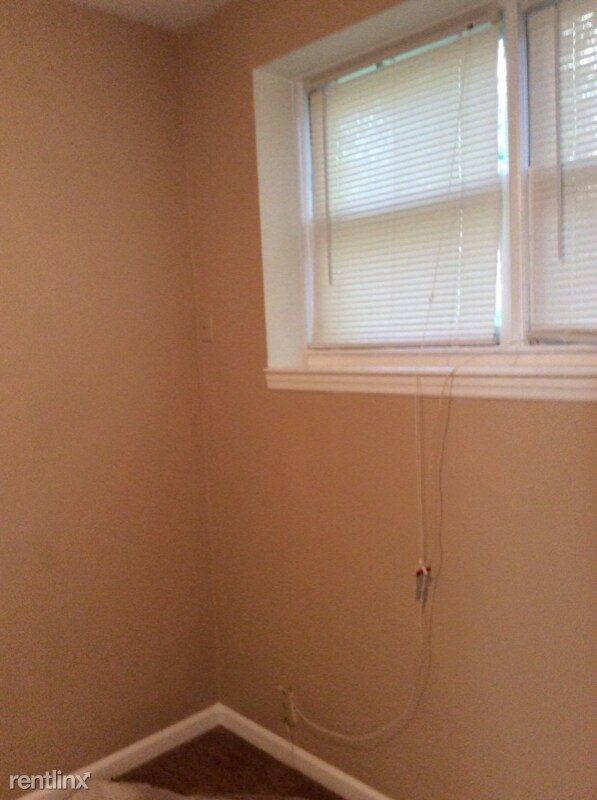Building Photo - 1 br, 1 bath House - 1479 Kenwood Ave., nw