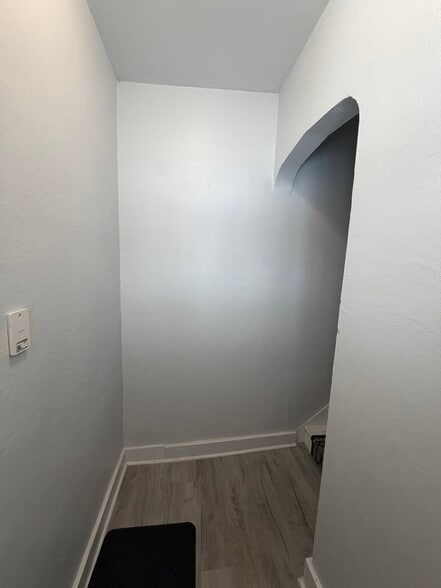 Building Photo - 207 S Jefferson St