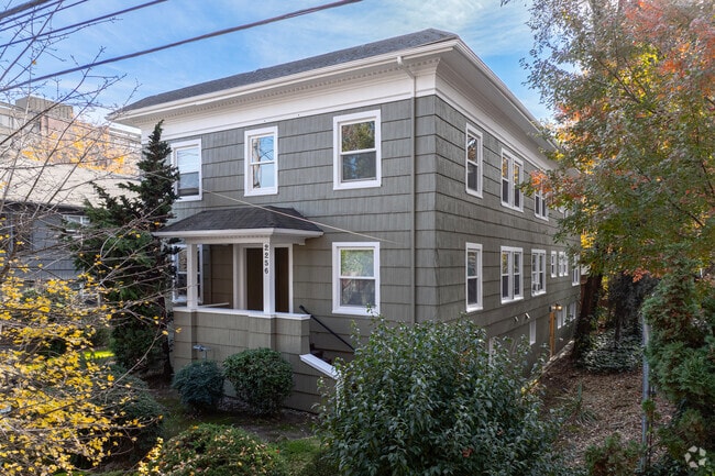 Building Photo - Nob Hill