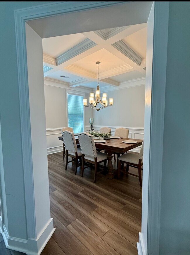 Building Photo - Luxury Living in Simpsonville – Spacious Home with Premium Amenities