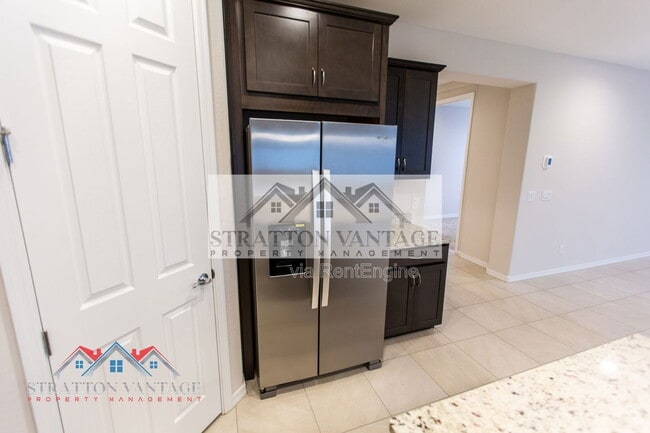 Building Photo - 17645 W Palo Verde Dr