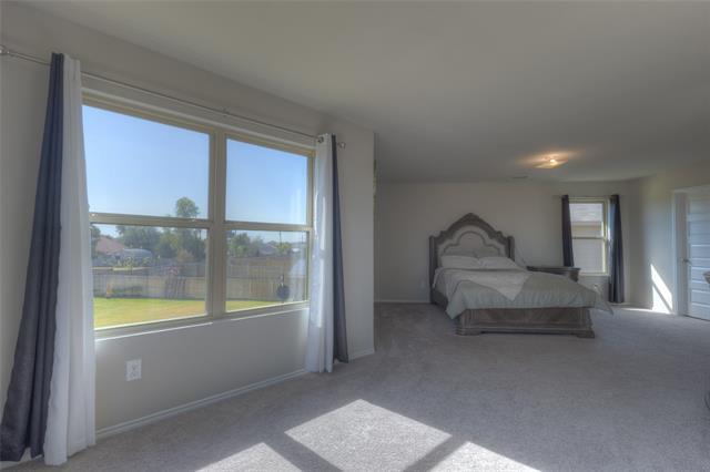 Building Photo - 1305 Benwick Dr