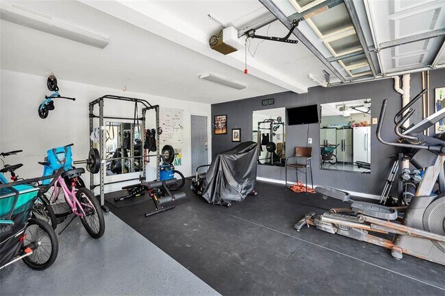 Building Photo - 122 Rosemont St