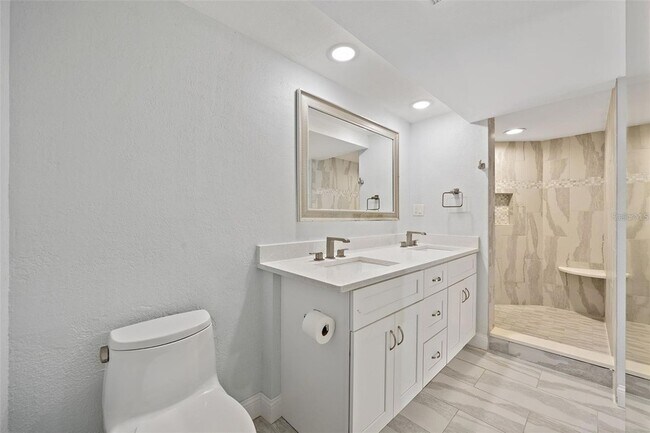 Building Photo - 4141 Bayshore Blvd
