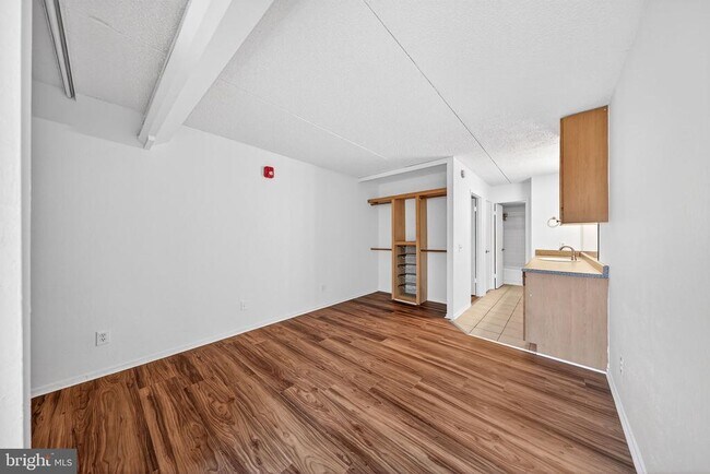 Building Photo - 60 S Van Dorn St