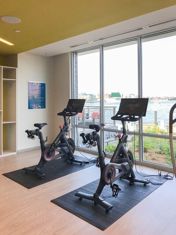 Building Photo - 65 Lewis St