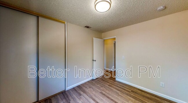 Building Photo - 1500 Peterson Ln