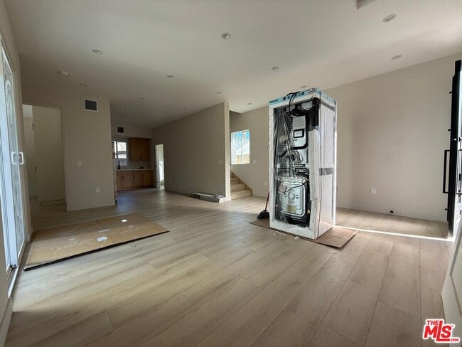 Building Photo - 7342 Forbes Ave