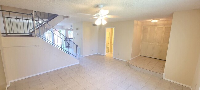 Building Photo - Scottsdale