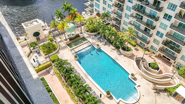 Building Photo - 610 W Las Olas Blvd