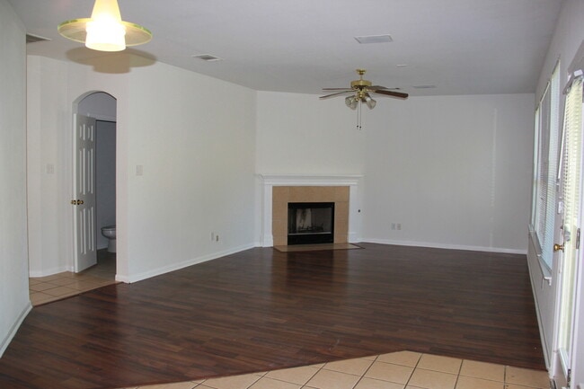 Building Photo - NORTH -   Harris Ridge SBDV