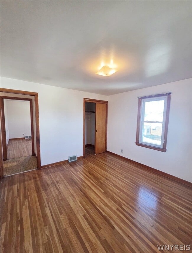 Building Photo - 181 Willett St