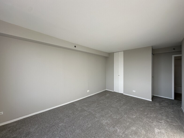 Building Photo - 4334 N Hazel St