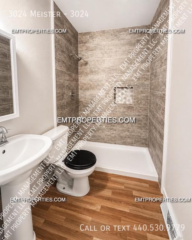 Building Photo - 3024 Meister-3024