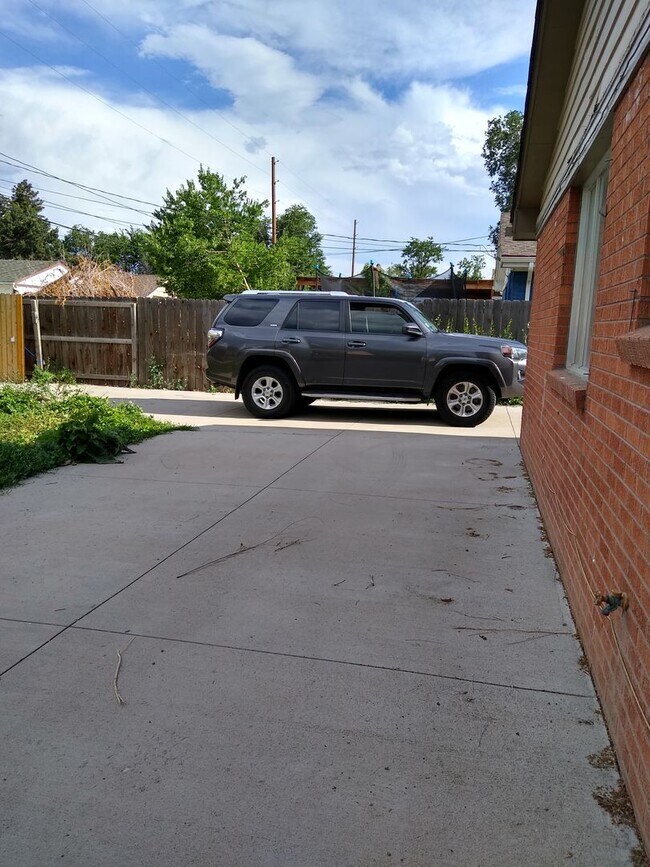 Building Photo - Osceola Duplex