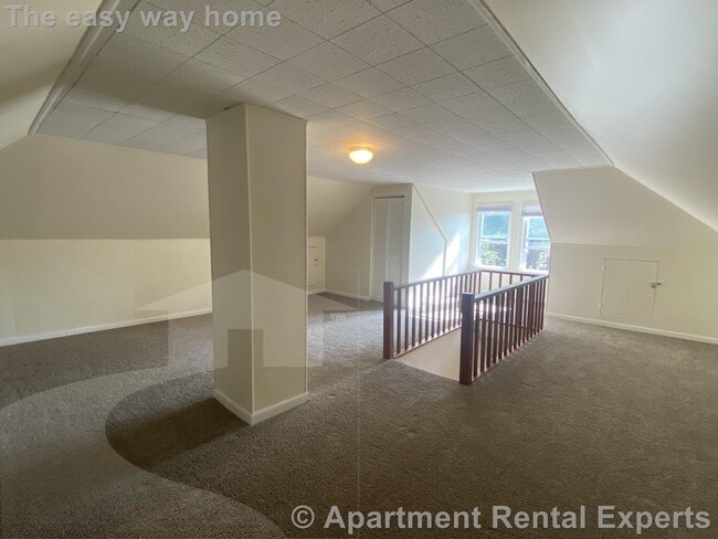 Building Photo - 42 Wilson Ave