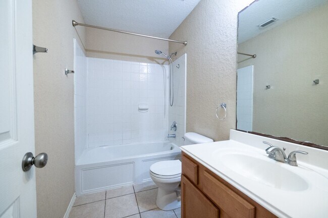 Building Photo - 11219 Overland Trail Dr