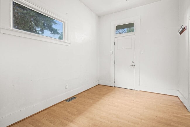 Building Photo - 70 NE Tillamook St