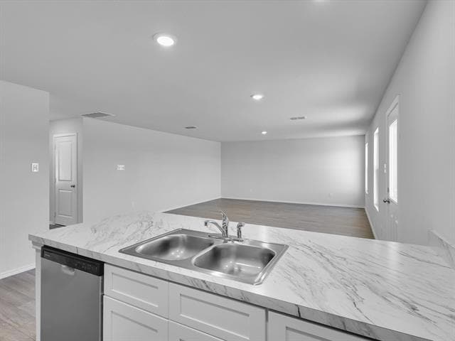 Building Photo - 144 Brooke Dr