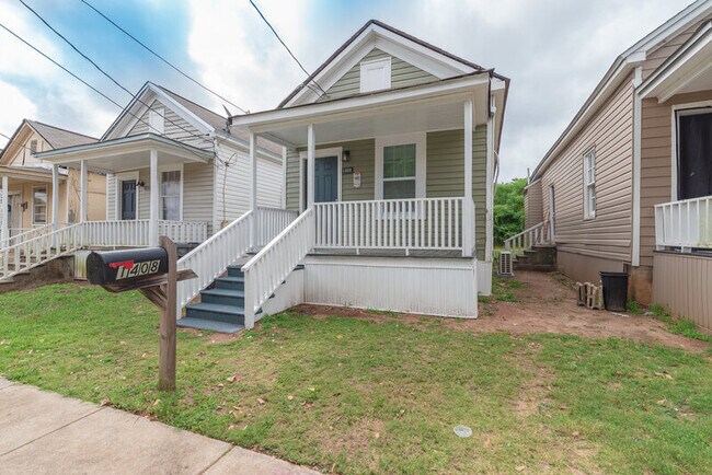 Building Photo - 1408 Maple St