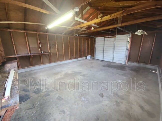 Building Photo - 639 W Morgan St