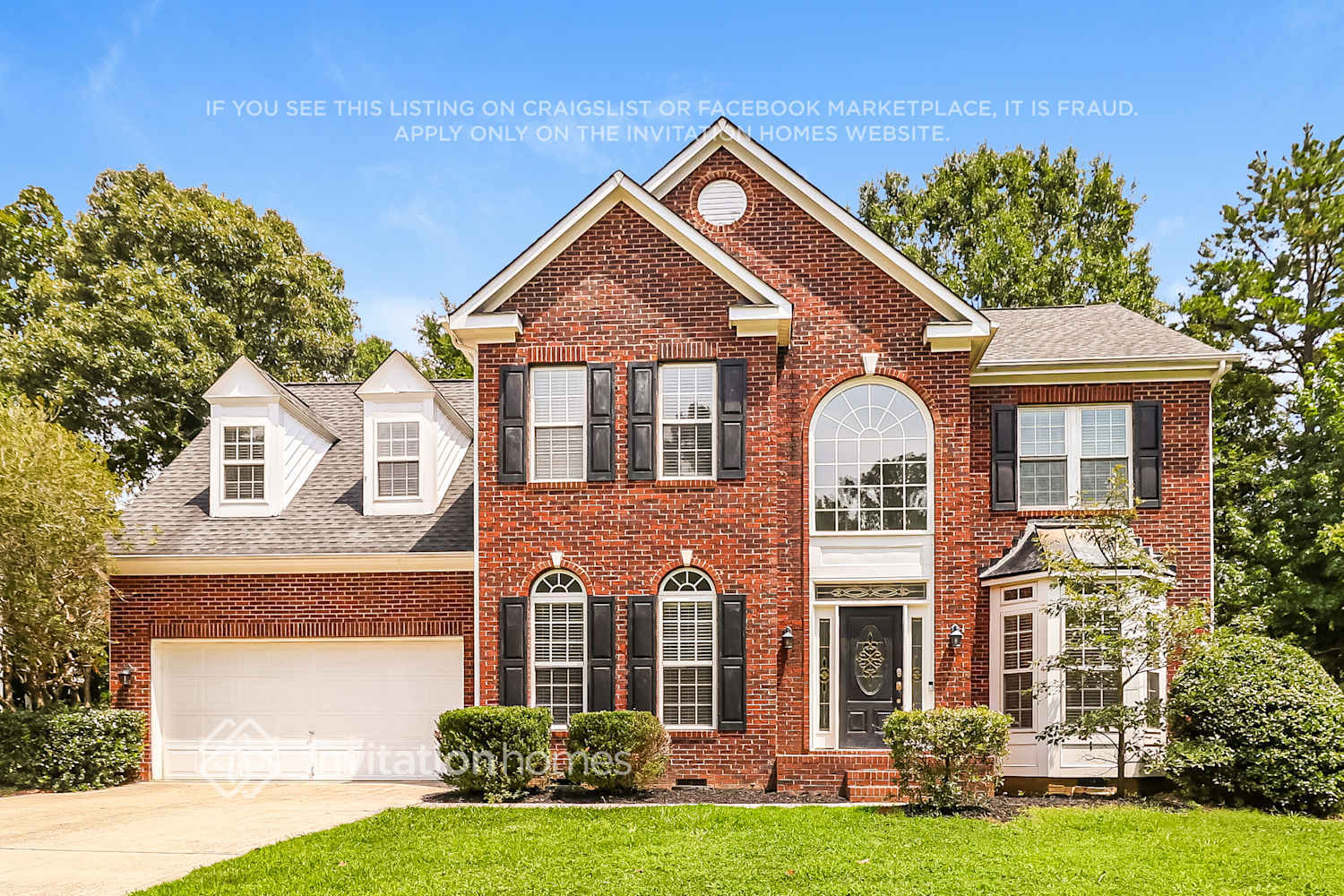 Building Photo - 1017 Briarmore Dr