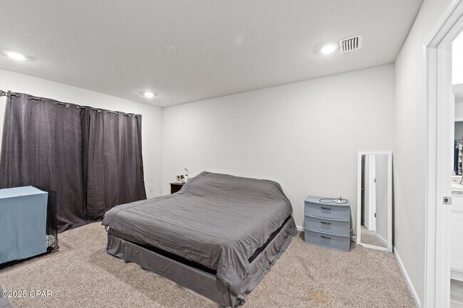 Building Photo - 6428 Slabinski Ln