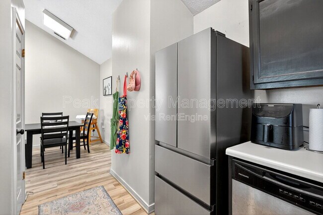 Building Photo - 4917 Hillery Ct