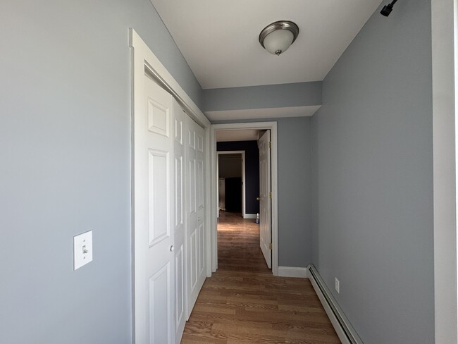 2nd Floor Hallway - 102 Fern St