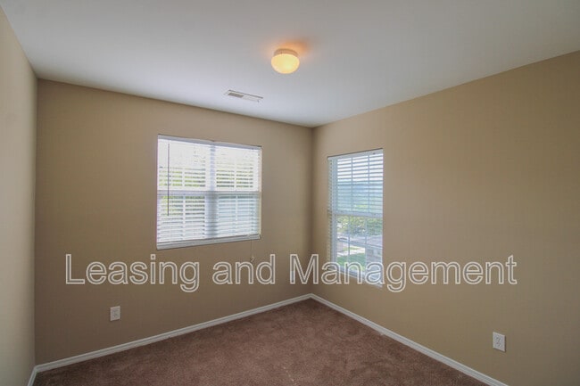 Building Photo - 8811 Kellum Dr