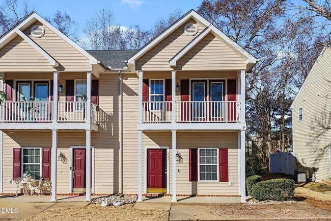 Building Photo - 233 Woodson Dr