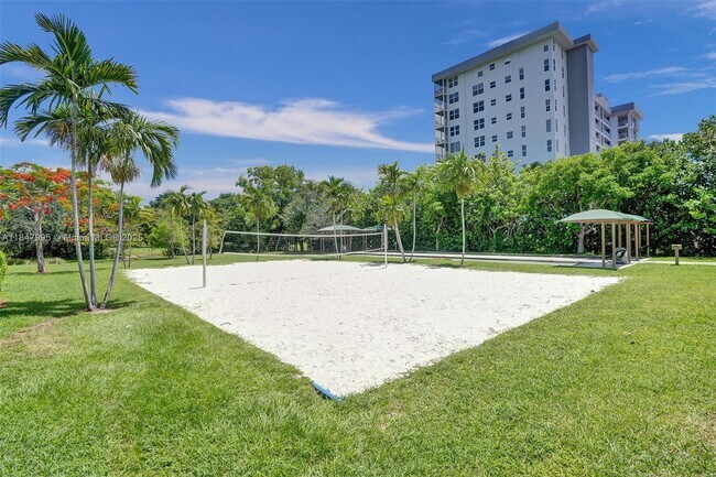 Building Photo - 805 Cypress Blvd