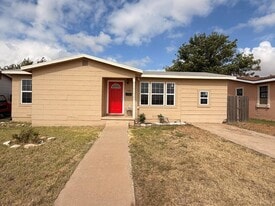 Building Photo - 5207 McKnight Dr