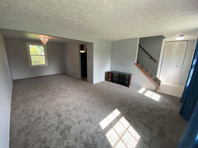 Building Photo - Home for Lease