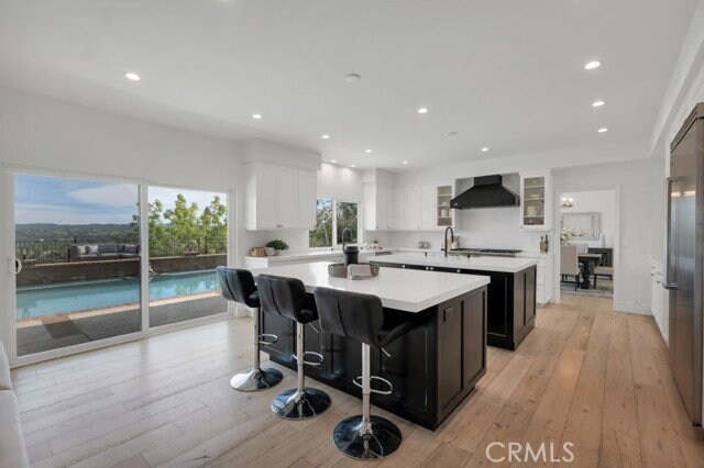 Building Photo - 5952 Woodland View Dr