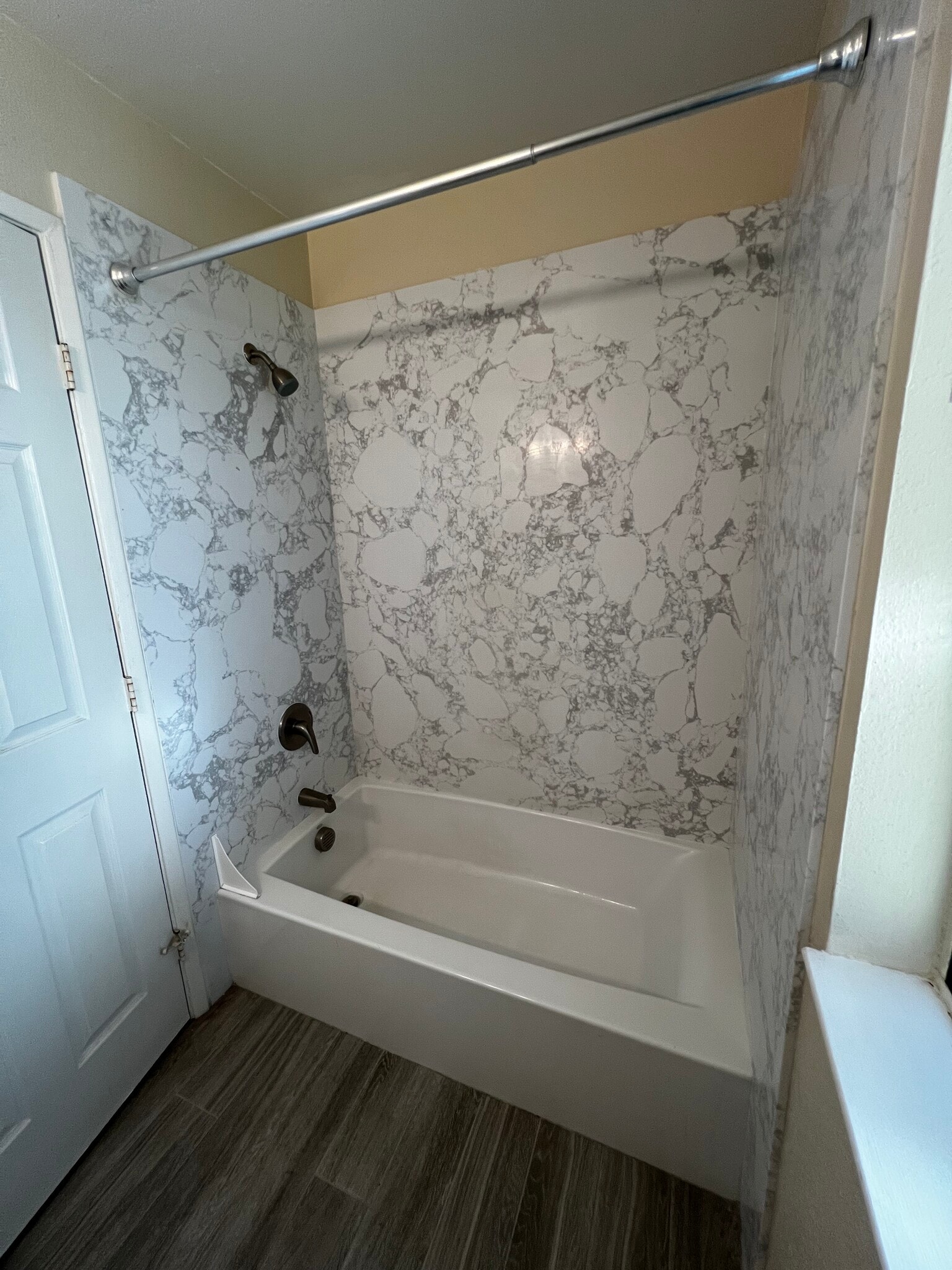 Updated shower with quartz surround - 888 Rutledge Dr