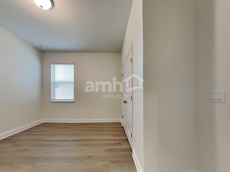 Building Photo - 1244 Heavenly Dr