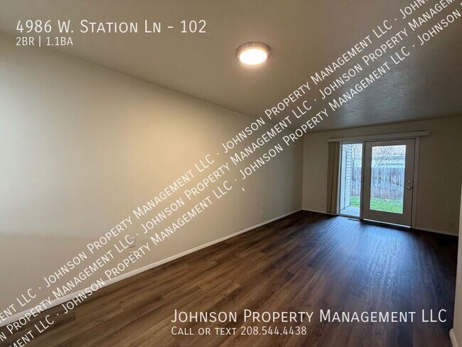 Building Photo - 4986 W Station Ln