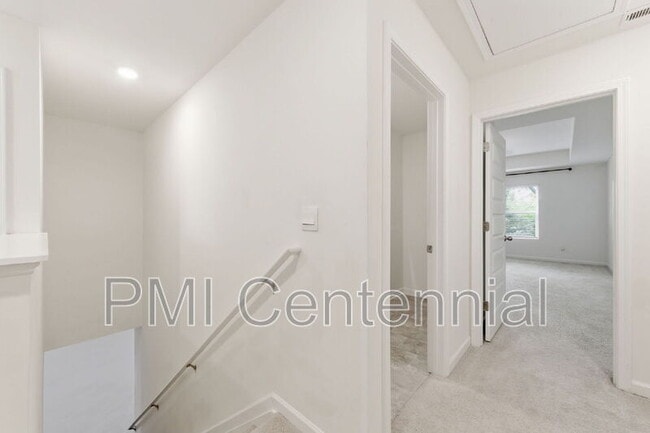 Building Photo - 192 Hampton Cir