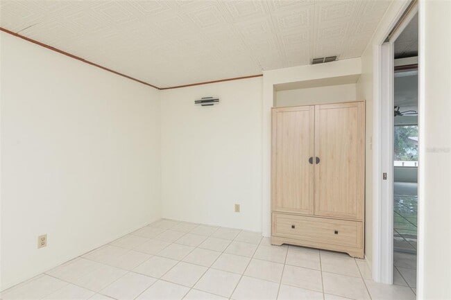 Building Photo - 11343 87th Ave